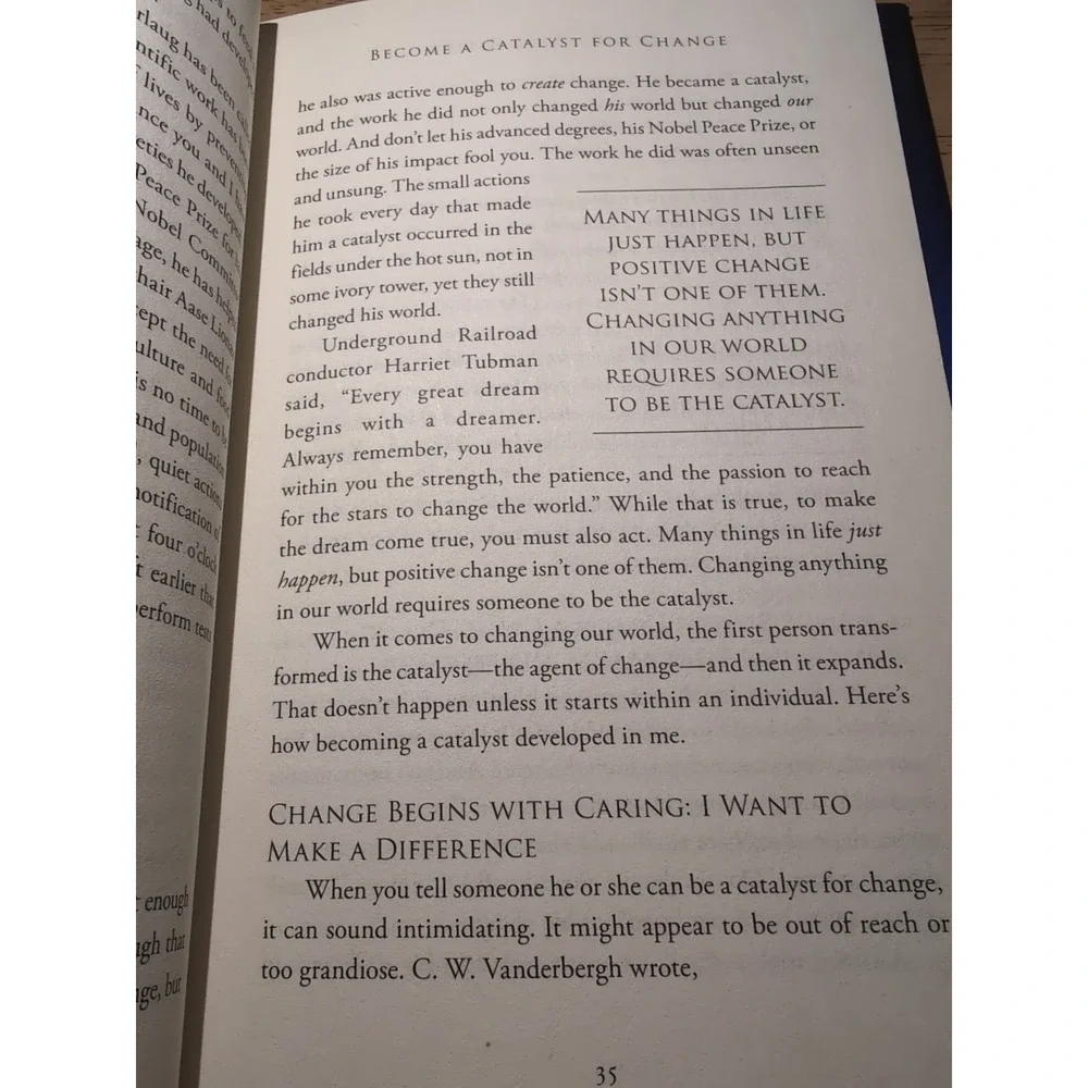Change Your World : How Anyone, Anywhere Can‎ Make a Difference by John C....
